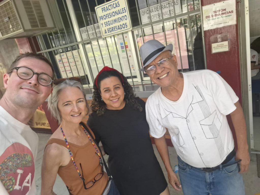 Spanish Immersion Students in Cuernavaca Mexico